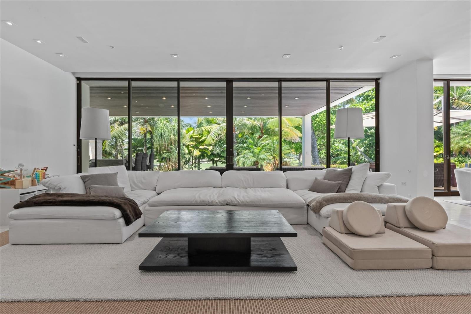 2200 DORADO Bch Dr #3 DORADO, PR 00646