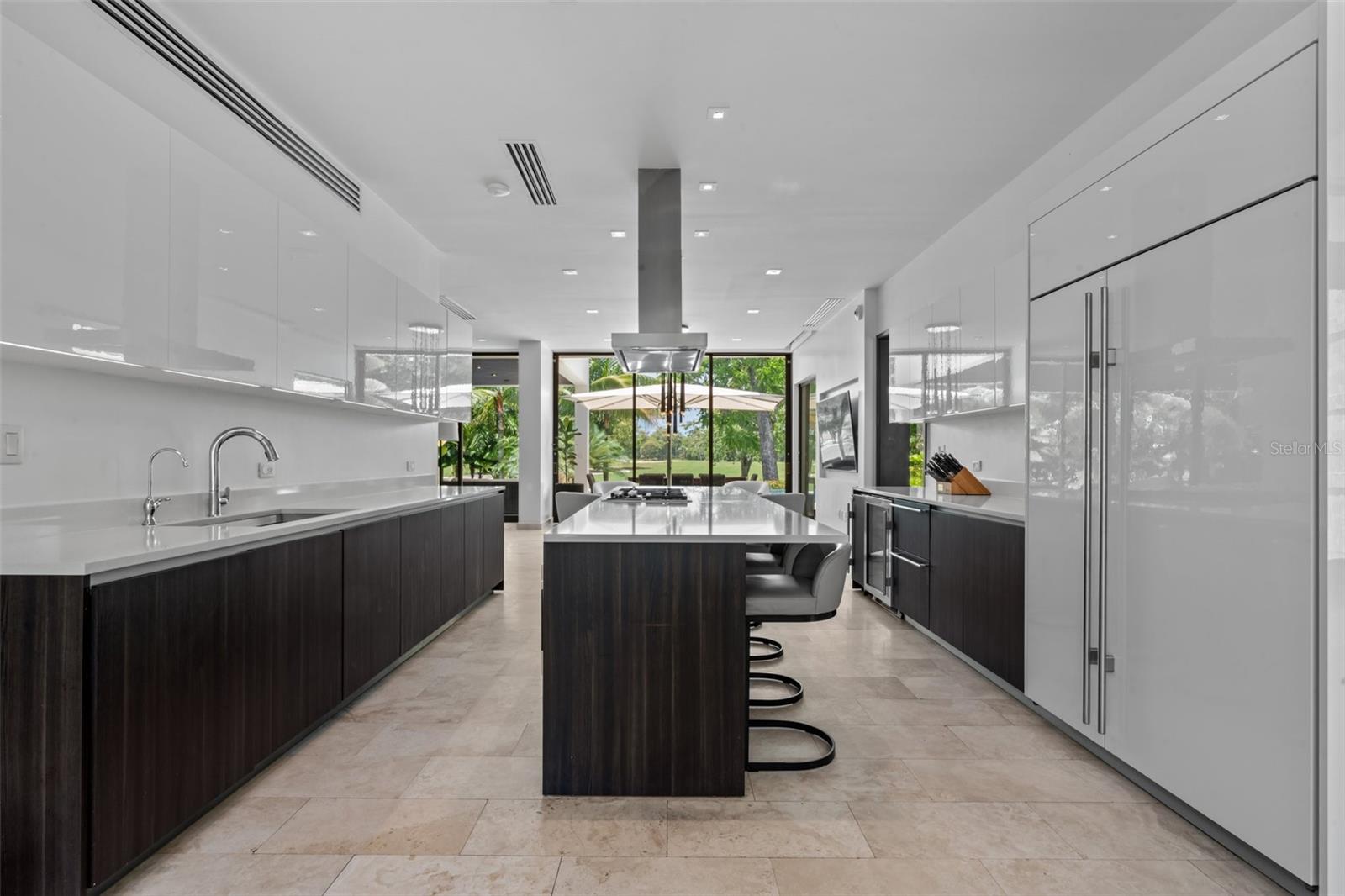 2200 DORADO Bch Dr #3 DORADO, PR 00646