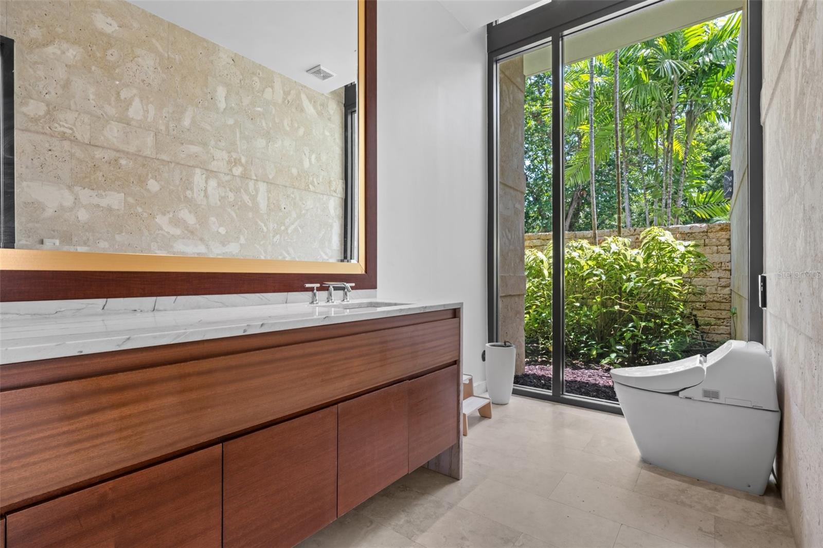 2200 DORADO Bch Dr #3 DORADO, PR 00646