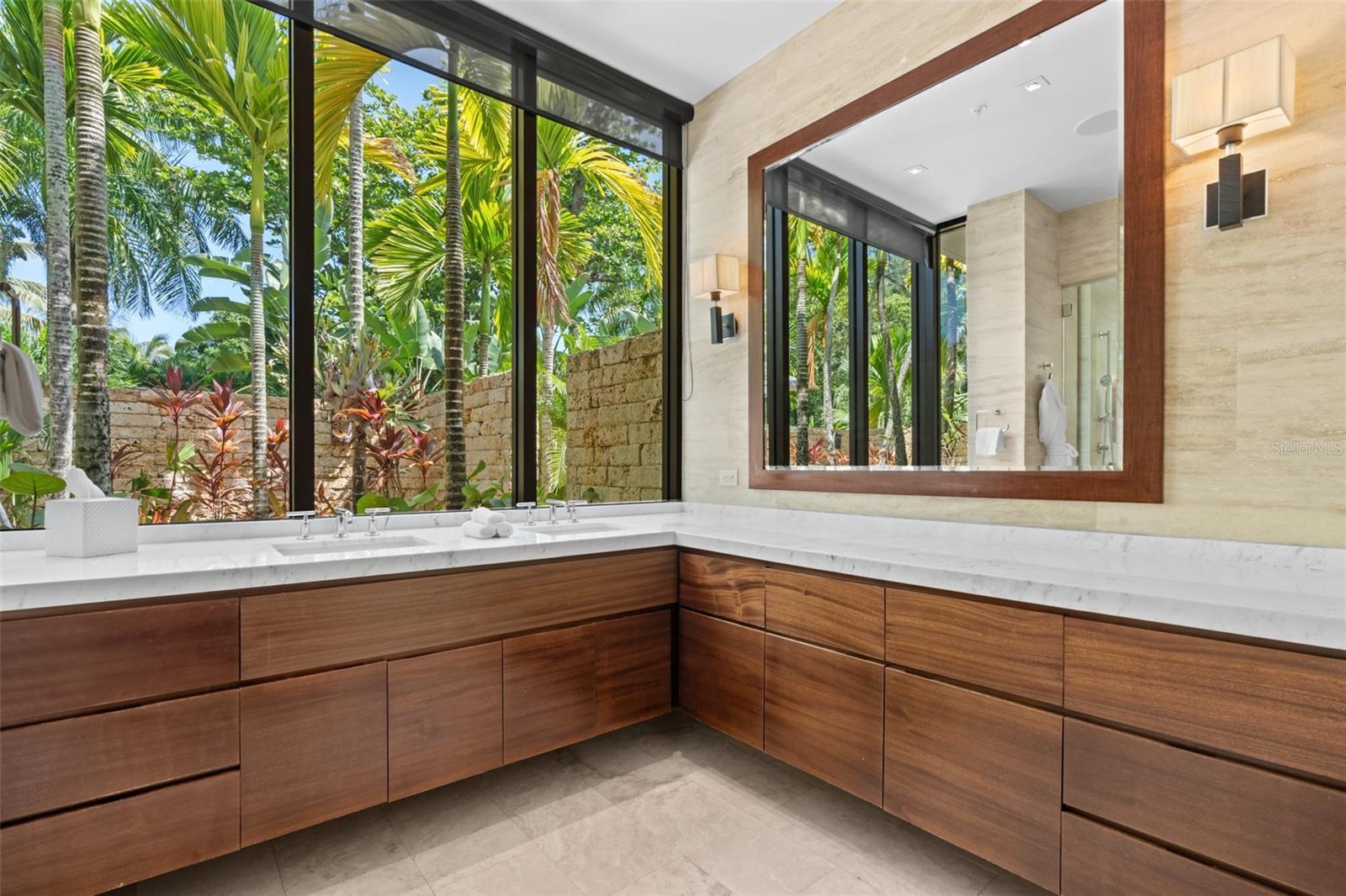 2200 DORADO Bch Dr #3 DORADO, PR 00646