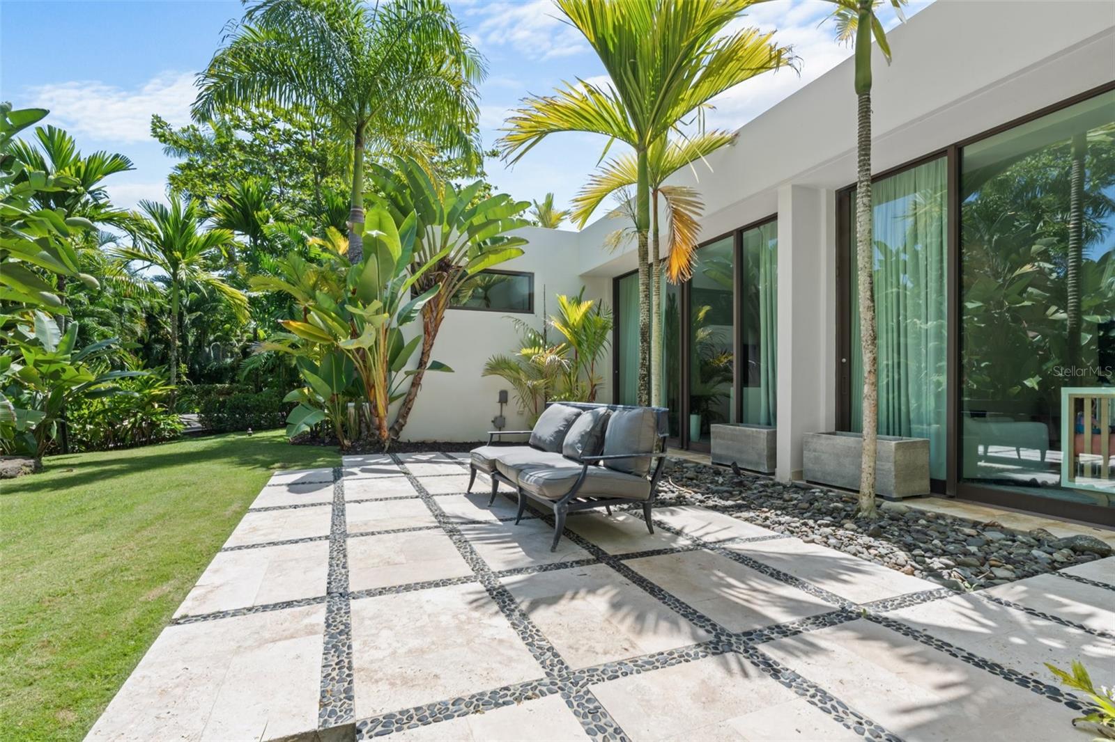 2200 DORADO Bch Dr #3 DORADO, PR 00646