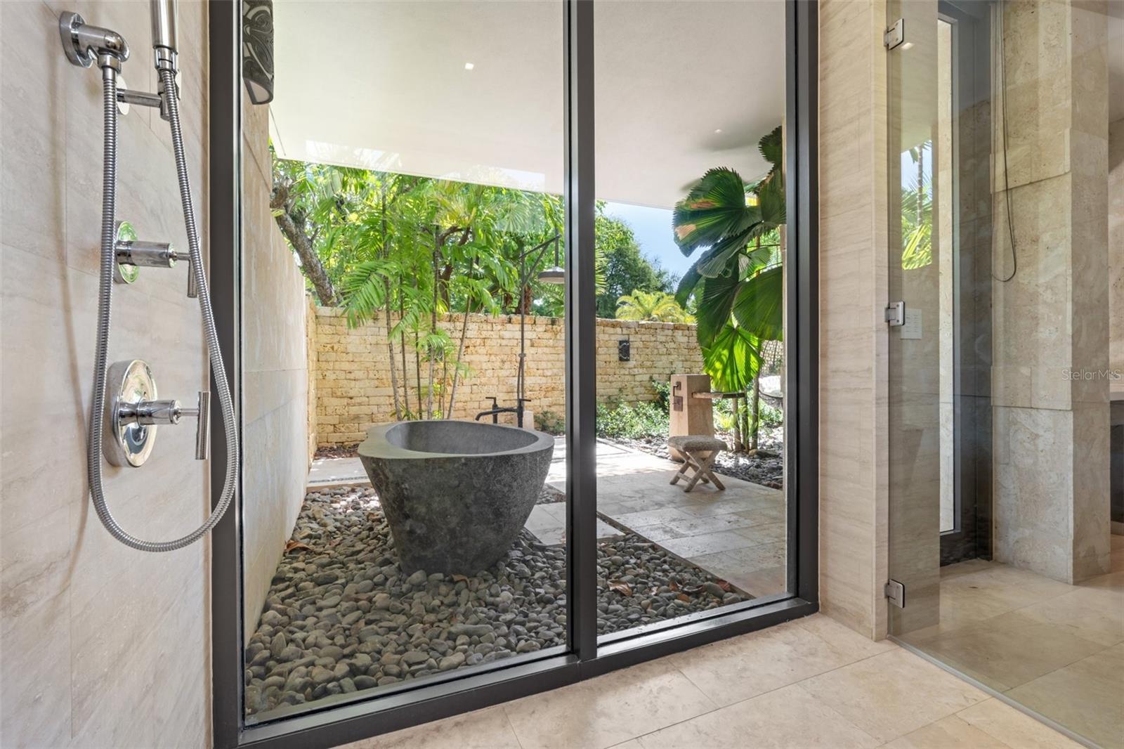 2200 DORADO Bch Dr #3 DORADO, PR 00646