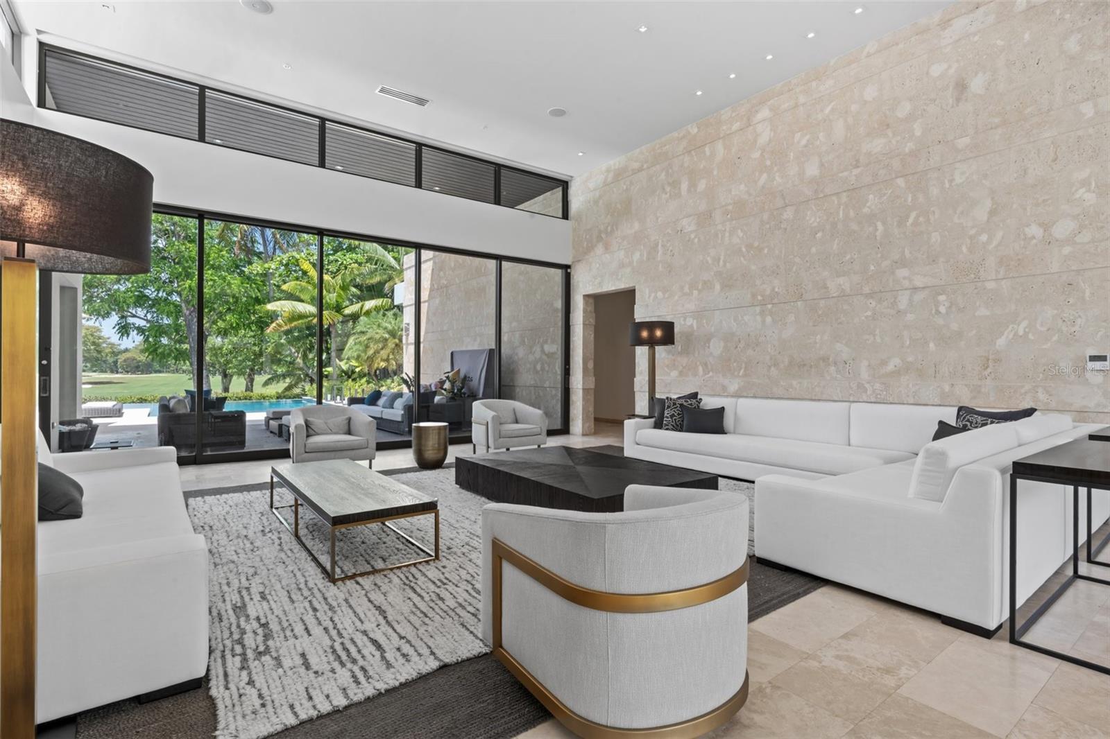 2200 DORADO Bch Dr #3 DORADO, PR 00646