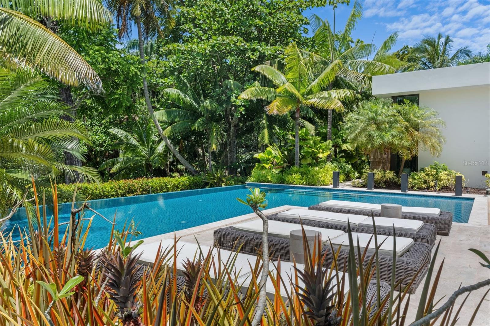 2200 DORADO Bch Dr #3 DORADO, PR 00646