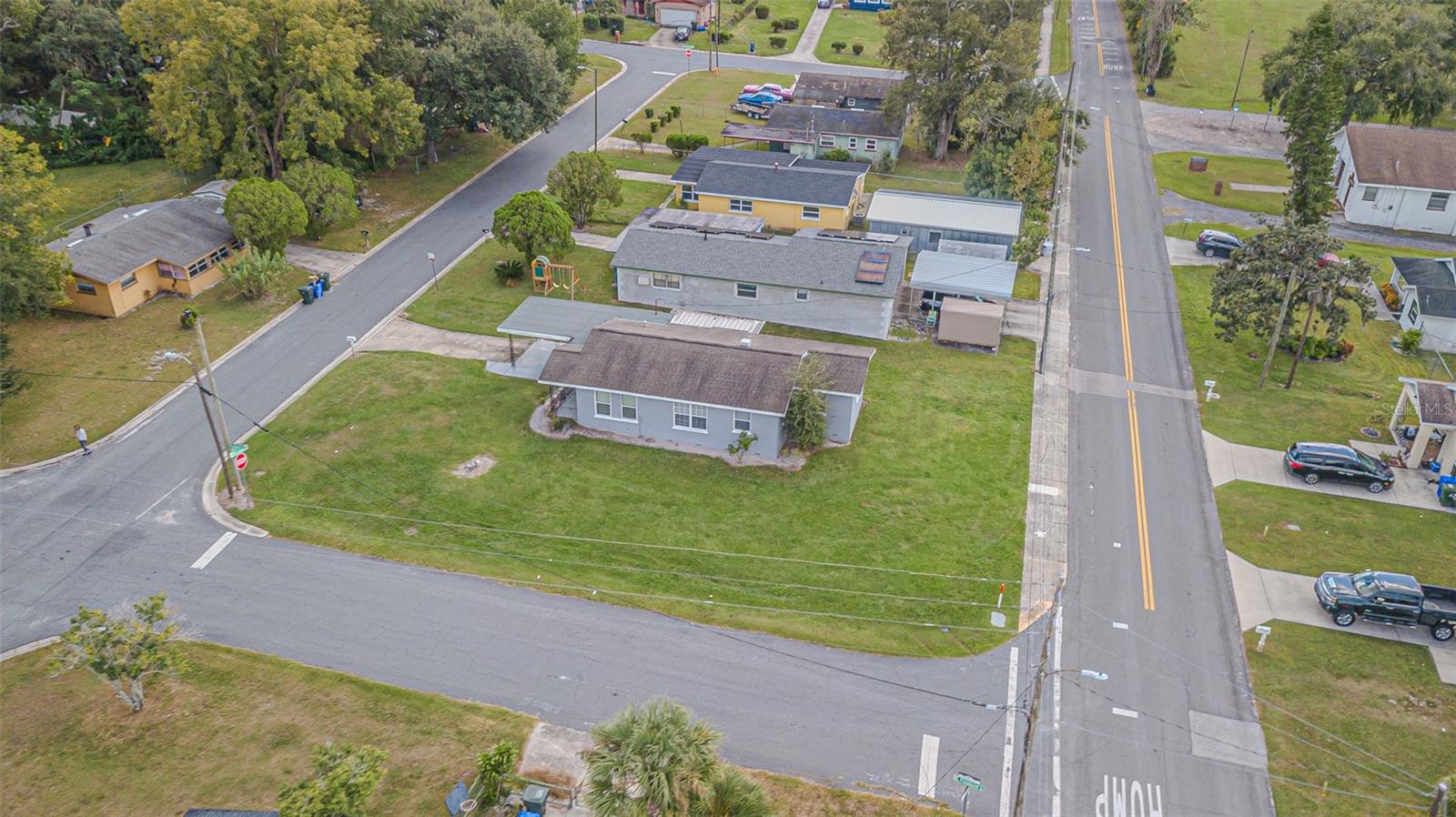 2020 BASSEDENA Cir LAKELAND, FL 33805 2020 BASSEDENA Cir LAKELAND, FL 33805