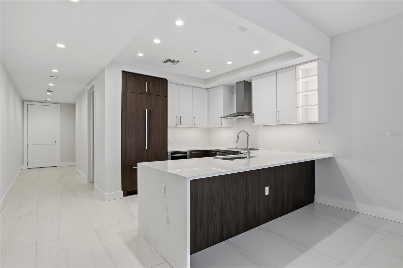 275 1ST Ave S #1804 ST PETERSBURG, FL 33701