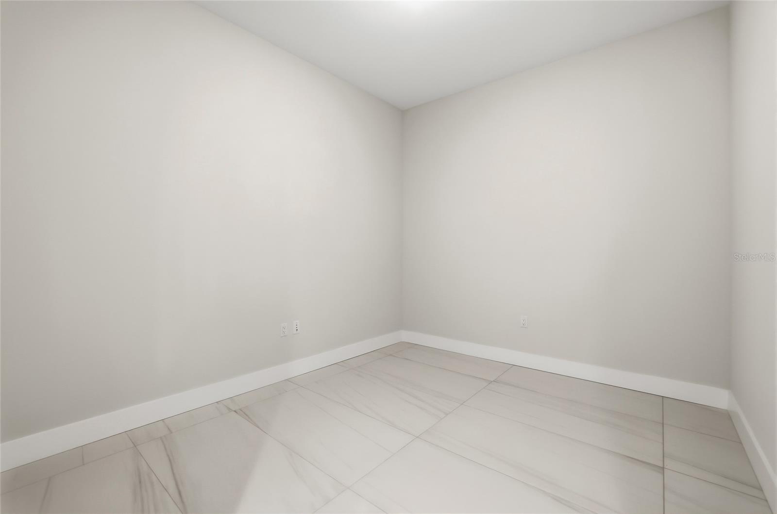 275 1ST Ave S #1804 ST PETERSBURG, FL 33701