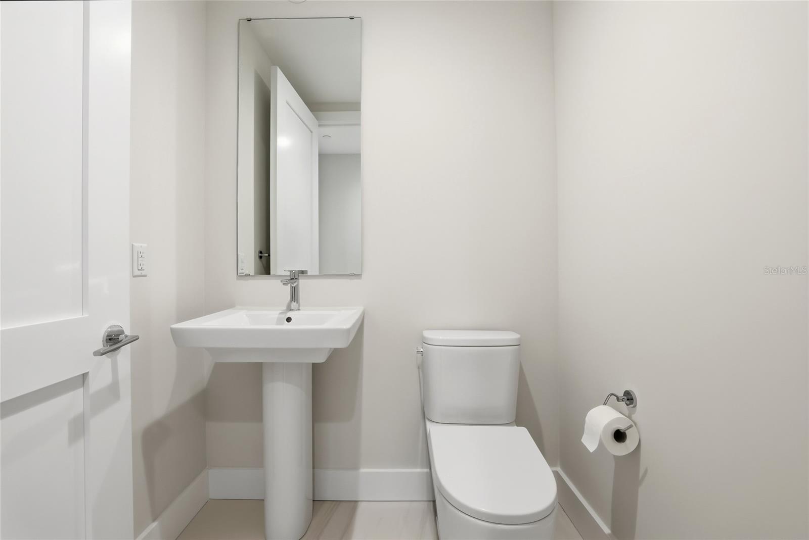 275 1ST Ave S #1804 ST PETERSBURG, FL 33701