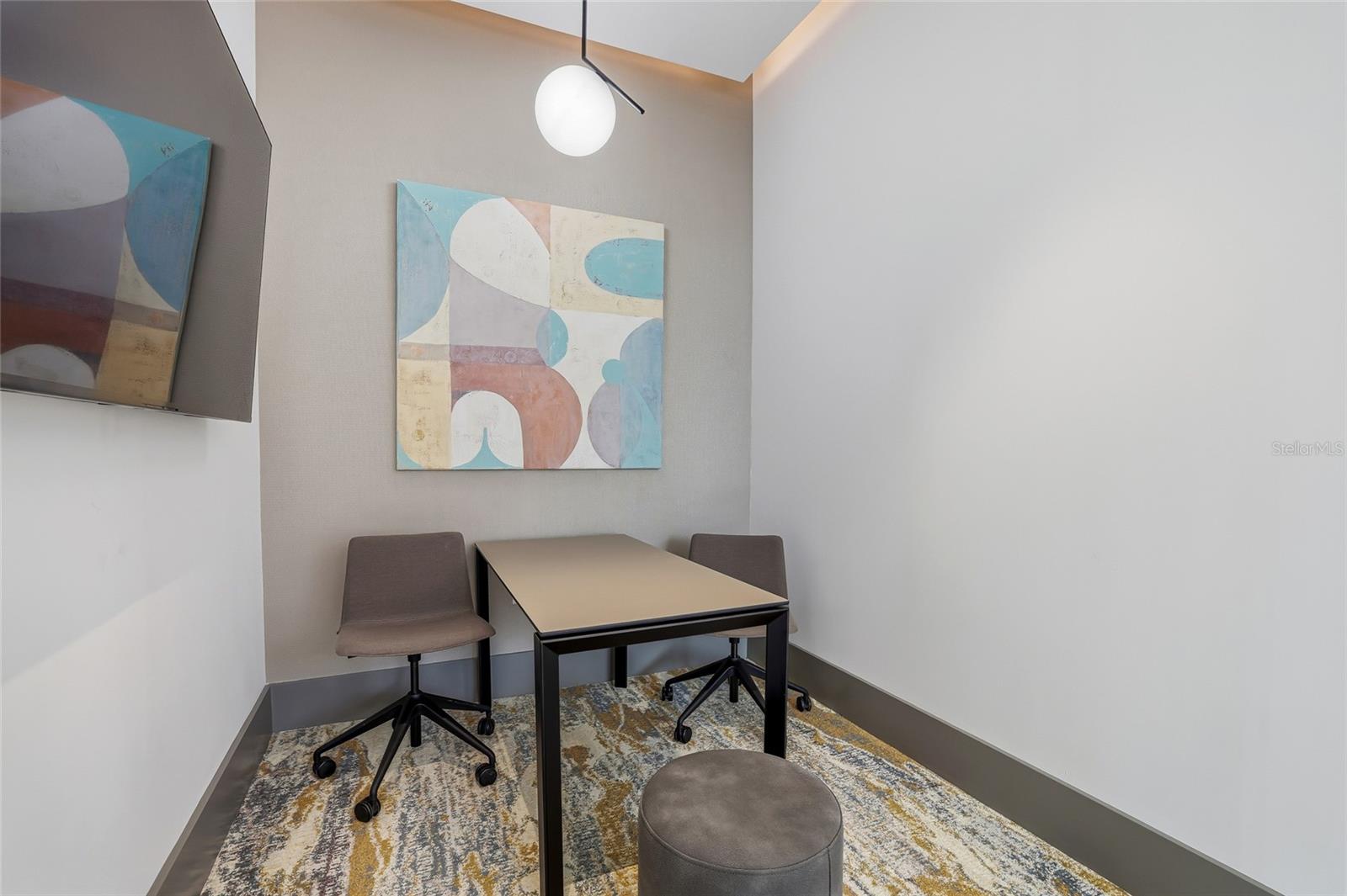 275 1ST Ave S #1804 ST PETERSBURG, FL 33701