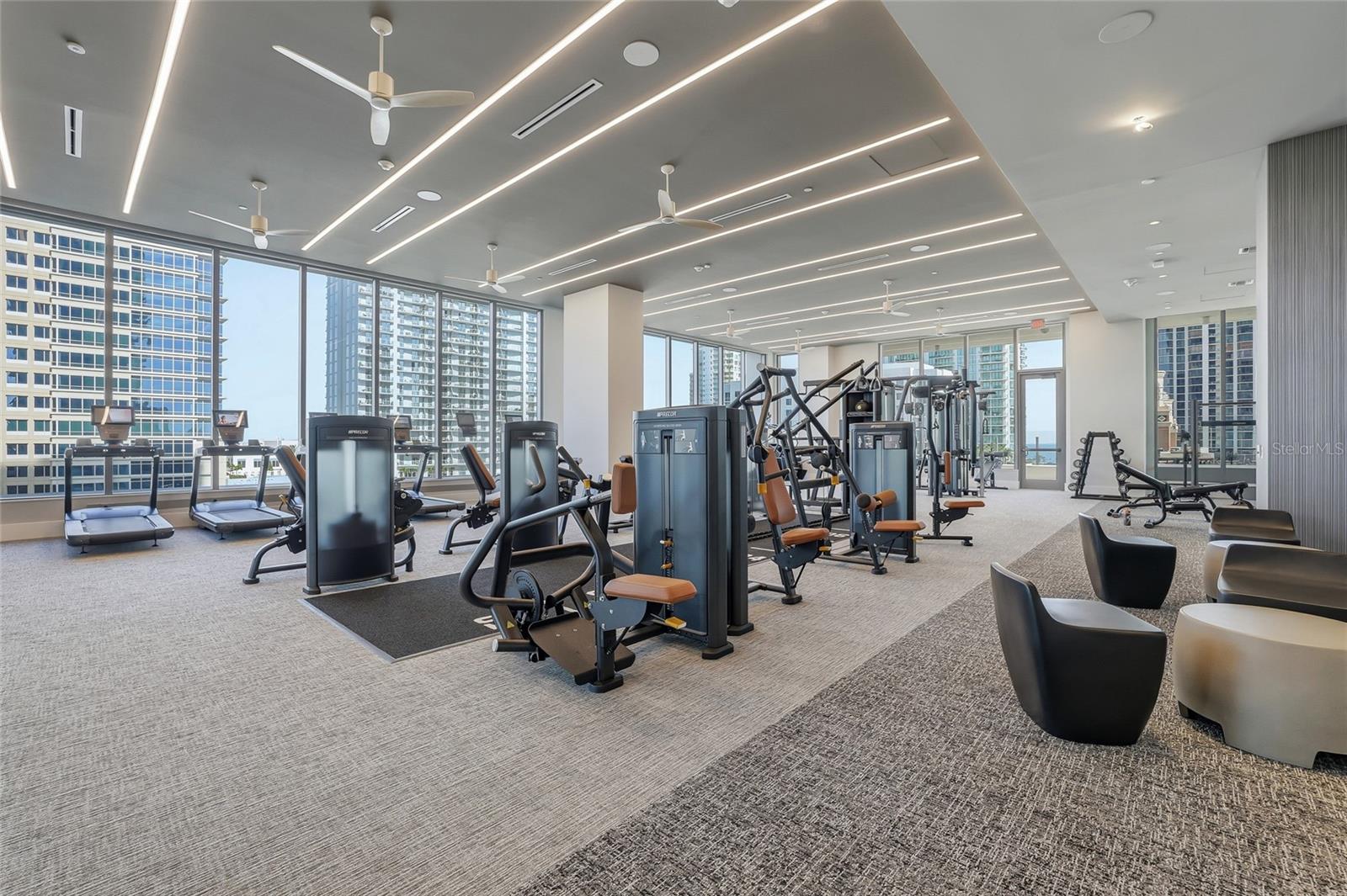 275 1ST Ave S #1804 ST PETERSBURG, FL 33701