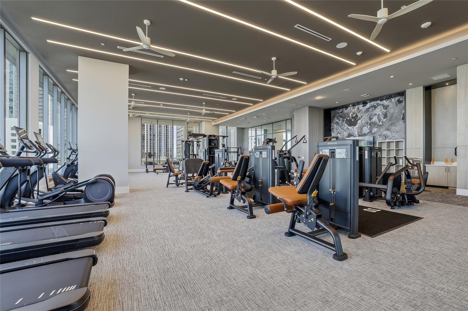 275 1ST Ave S #1804 ST PETERSBURG, FL 33701