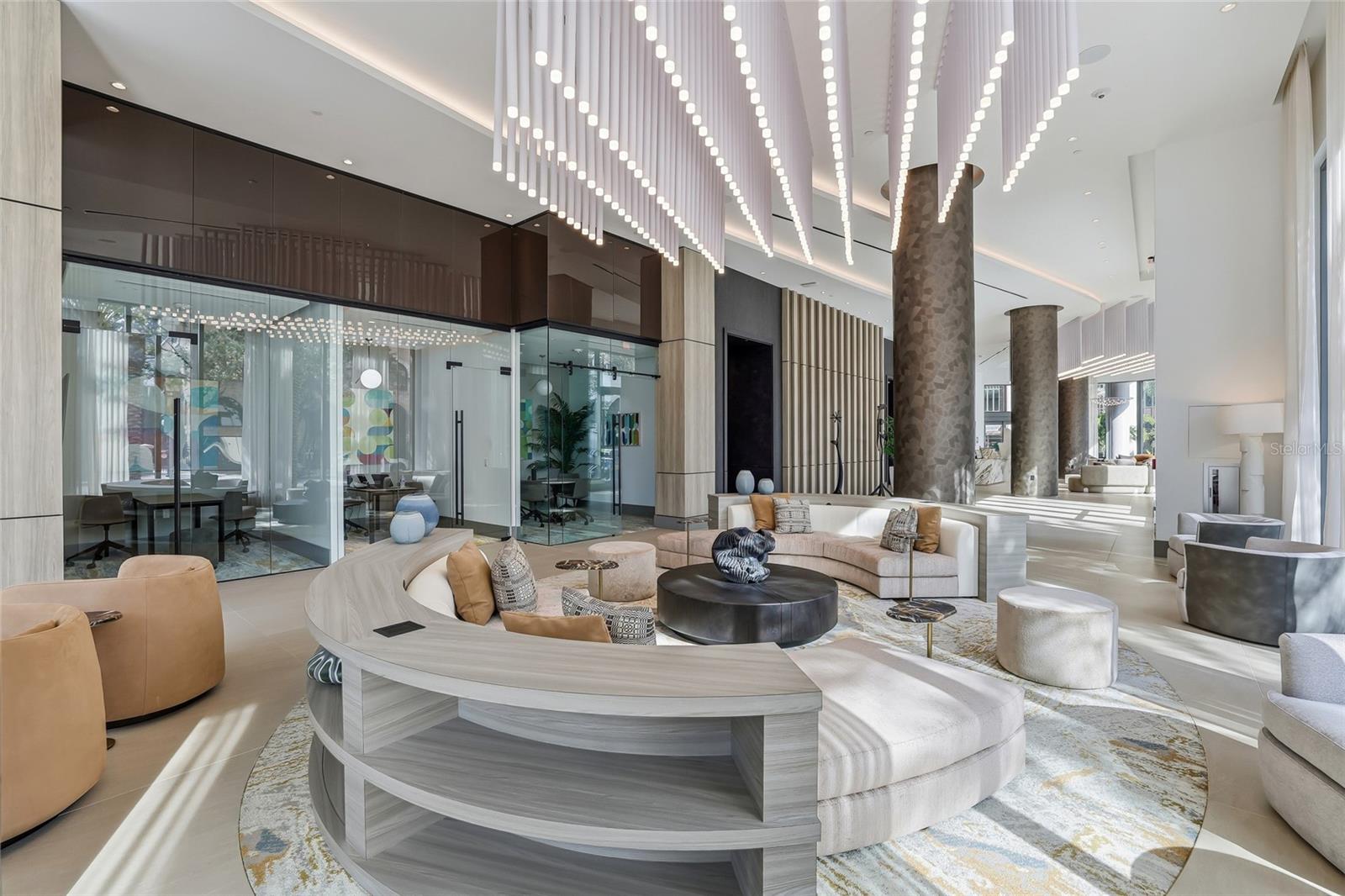 275 1ST Ave S #1804 ST PETERSBURG, FL 33701