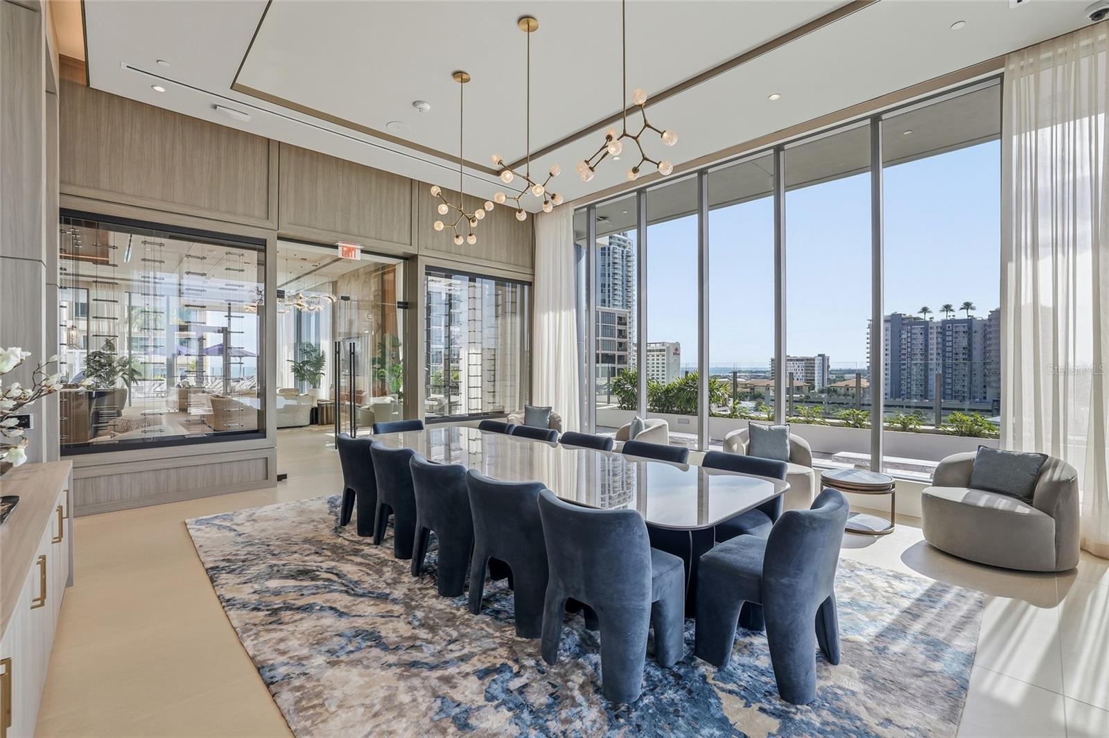 275 1ST Ave S #1804 ST PETERSBURG, FL 33701