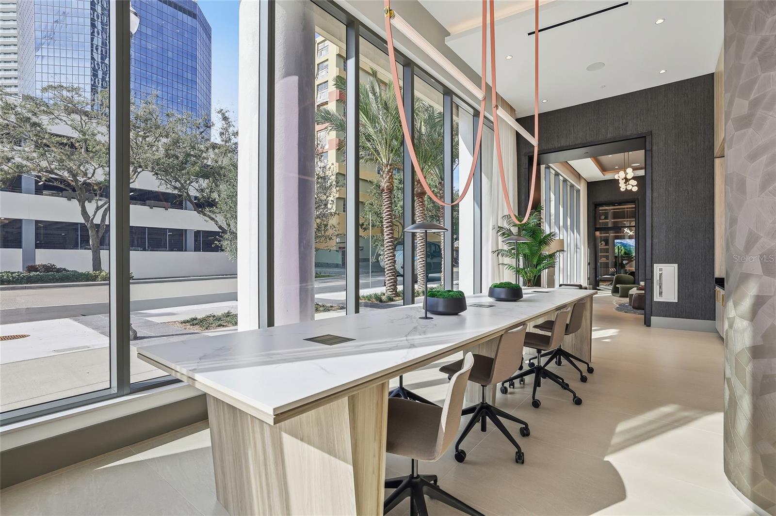 275 1ST Ave S #1804 ST PETERSBURG, FL 33701