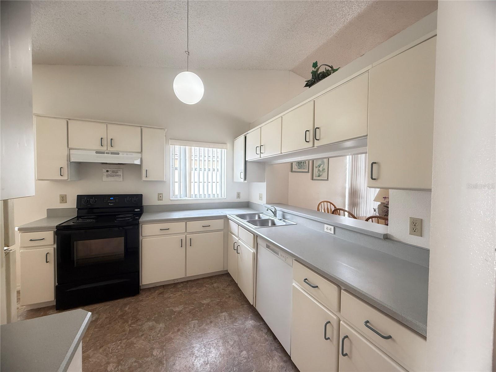 3177 BEAR PATH KISSIMMEE, FL 34746