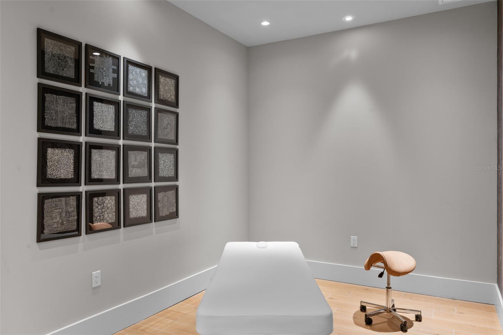 275 1ST Ave #3202 ST PETERSBURG, FL 33701