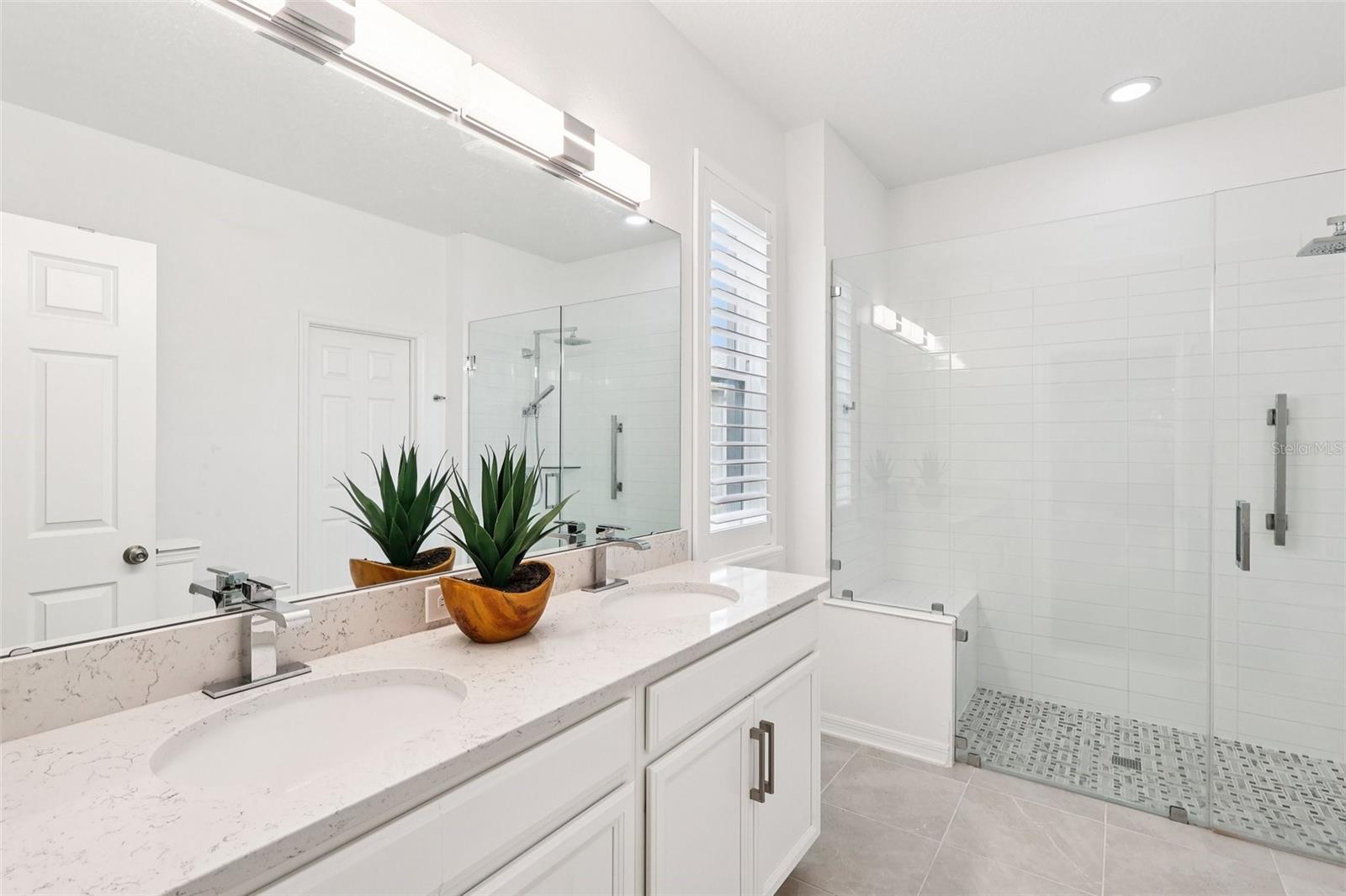 2700 CREEKMORE Ct KISSIMMEE, FL 34746