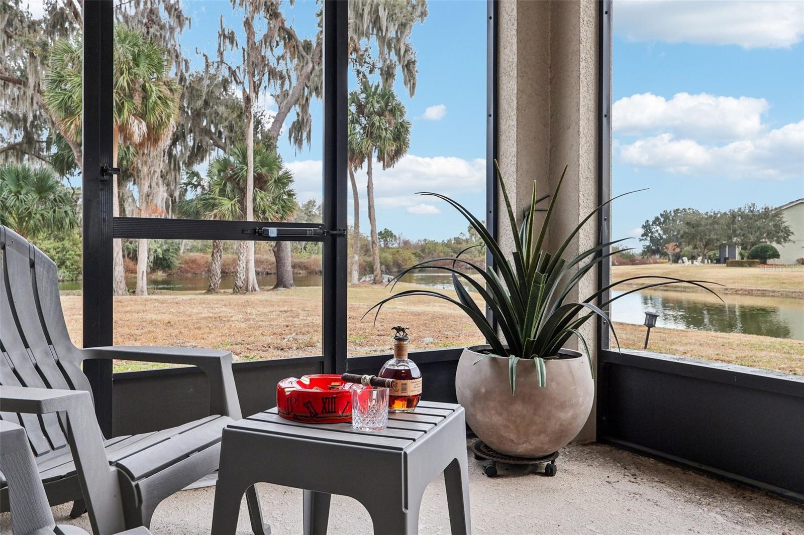 2700 CREEKMORE Ct KISSIMMEE, FL 34746