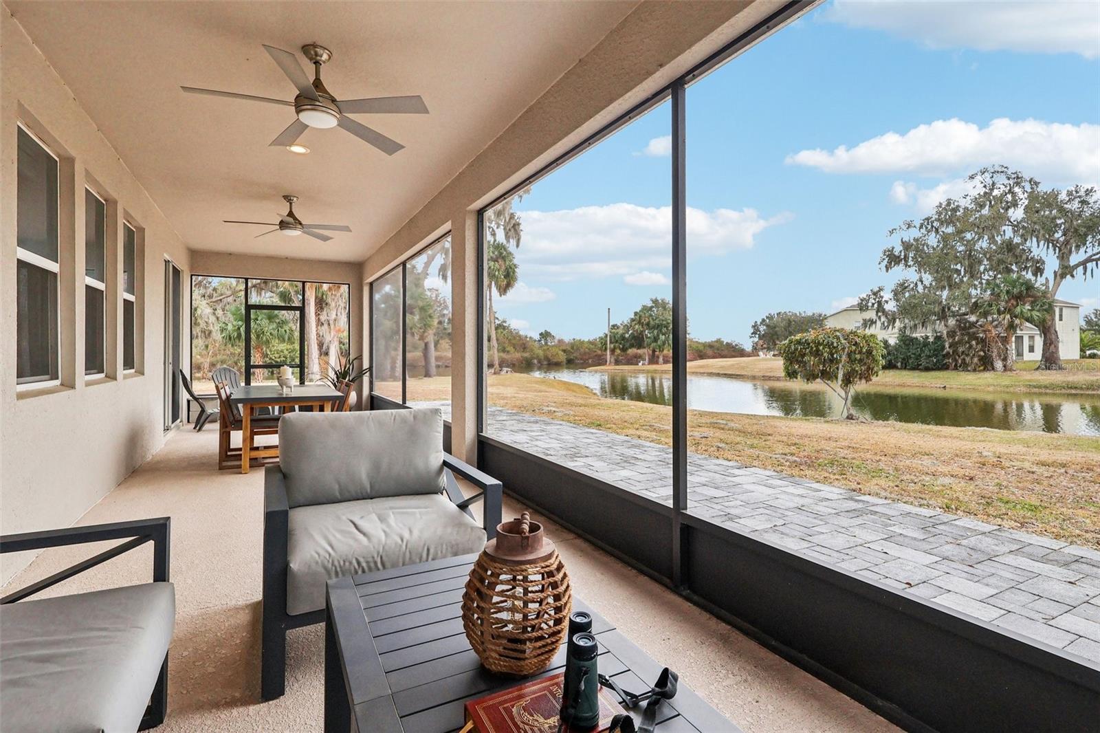 2700 CREEKMORE Ct KISSIMMEE, FL 34746