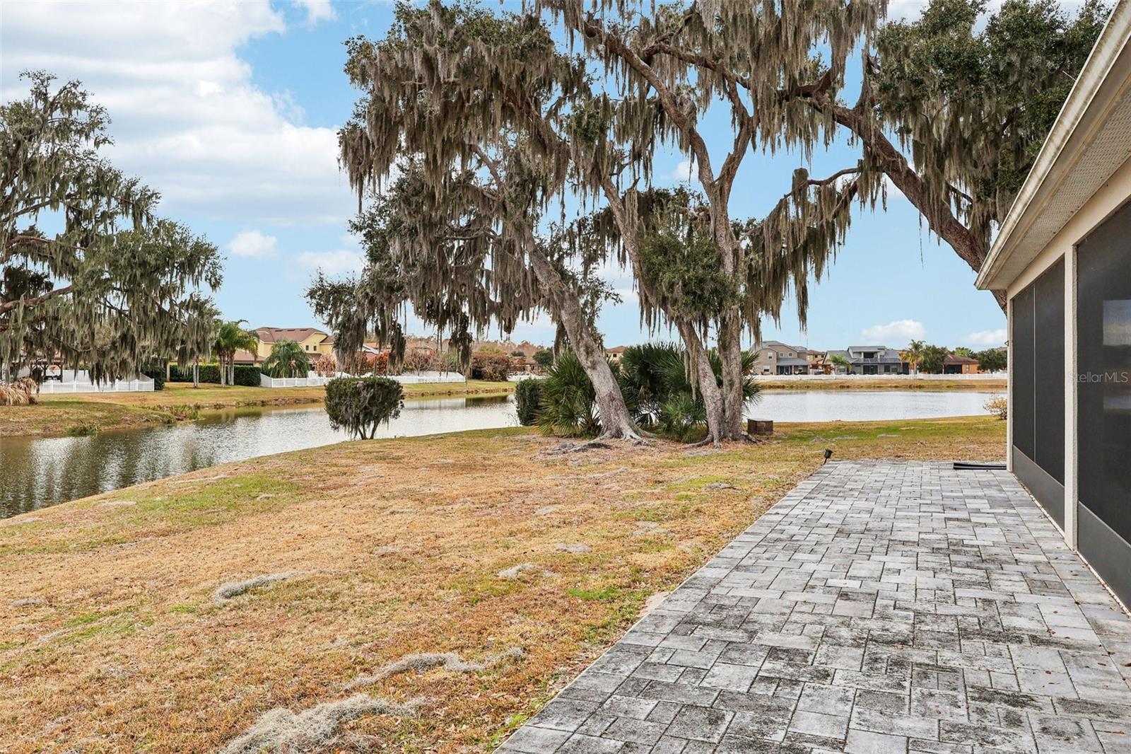 2700 CREEKMORE Ct KISSIMMEE, FL 34746