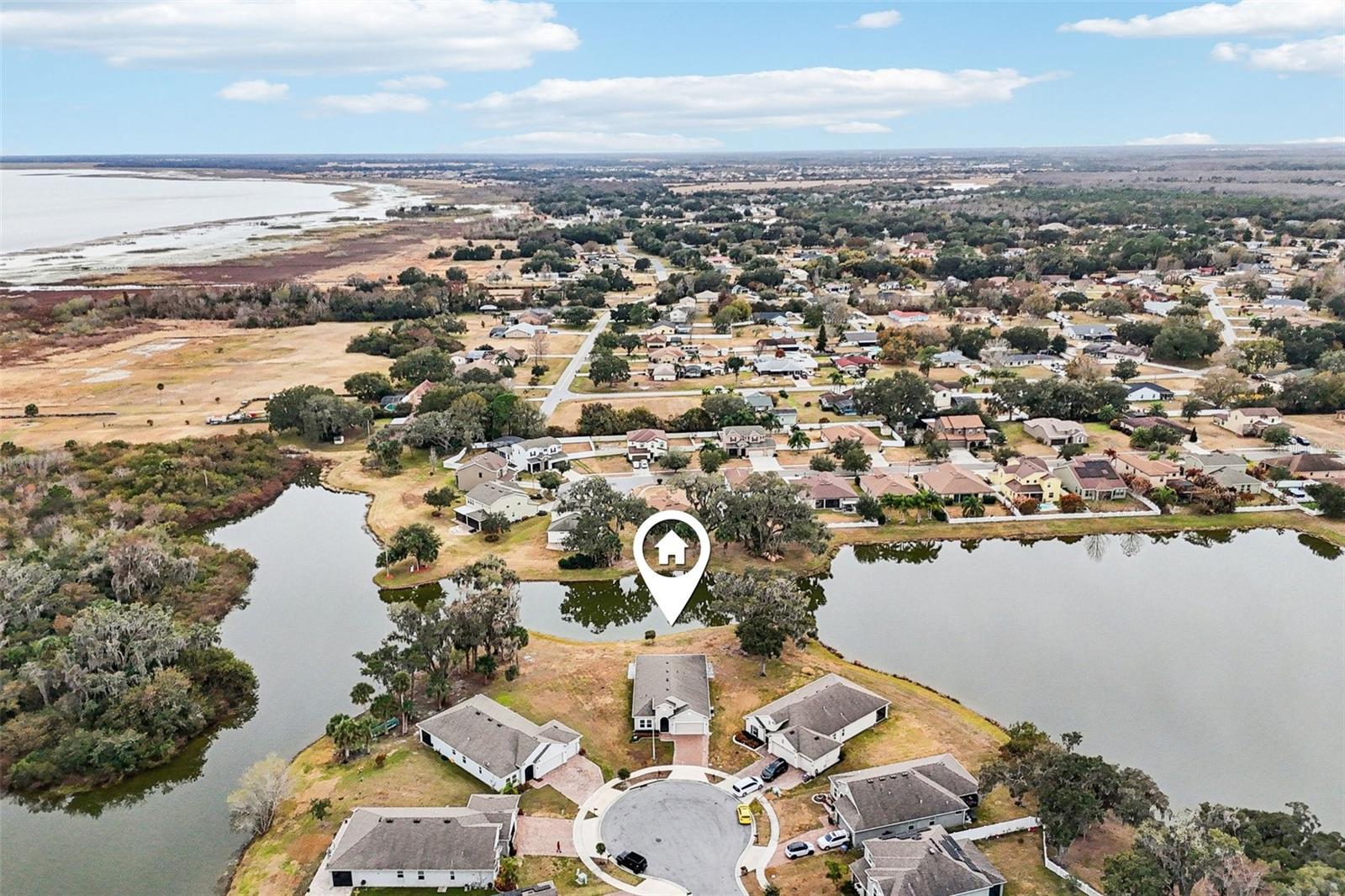 2700 CREEKMORE Ct KISSIMMEE, FL 34746