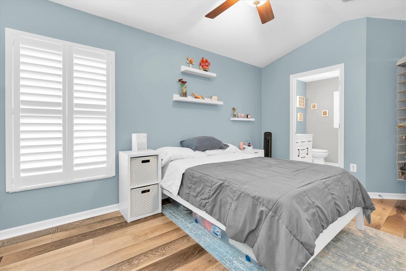 10232 WOODFORD Brg St TAMPA, FL 33626