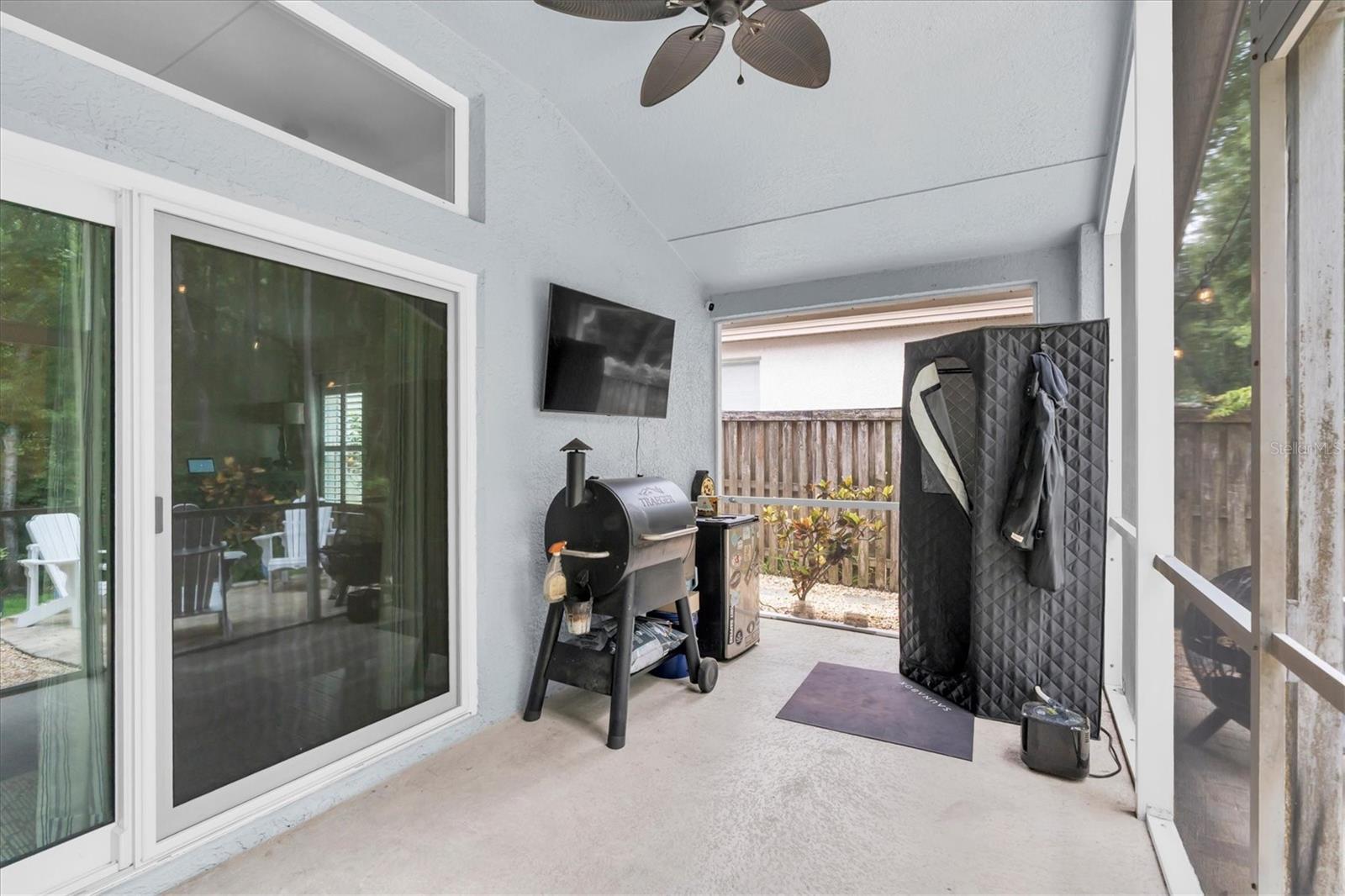 10232 WOODFORD Brg St TAMPA, FL 33626