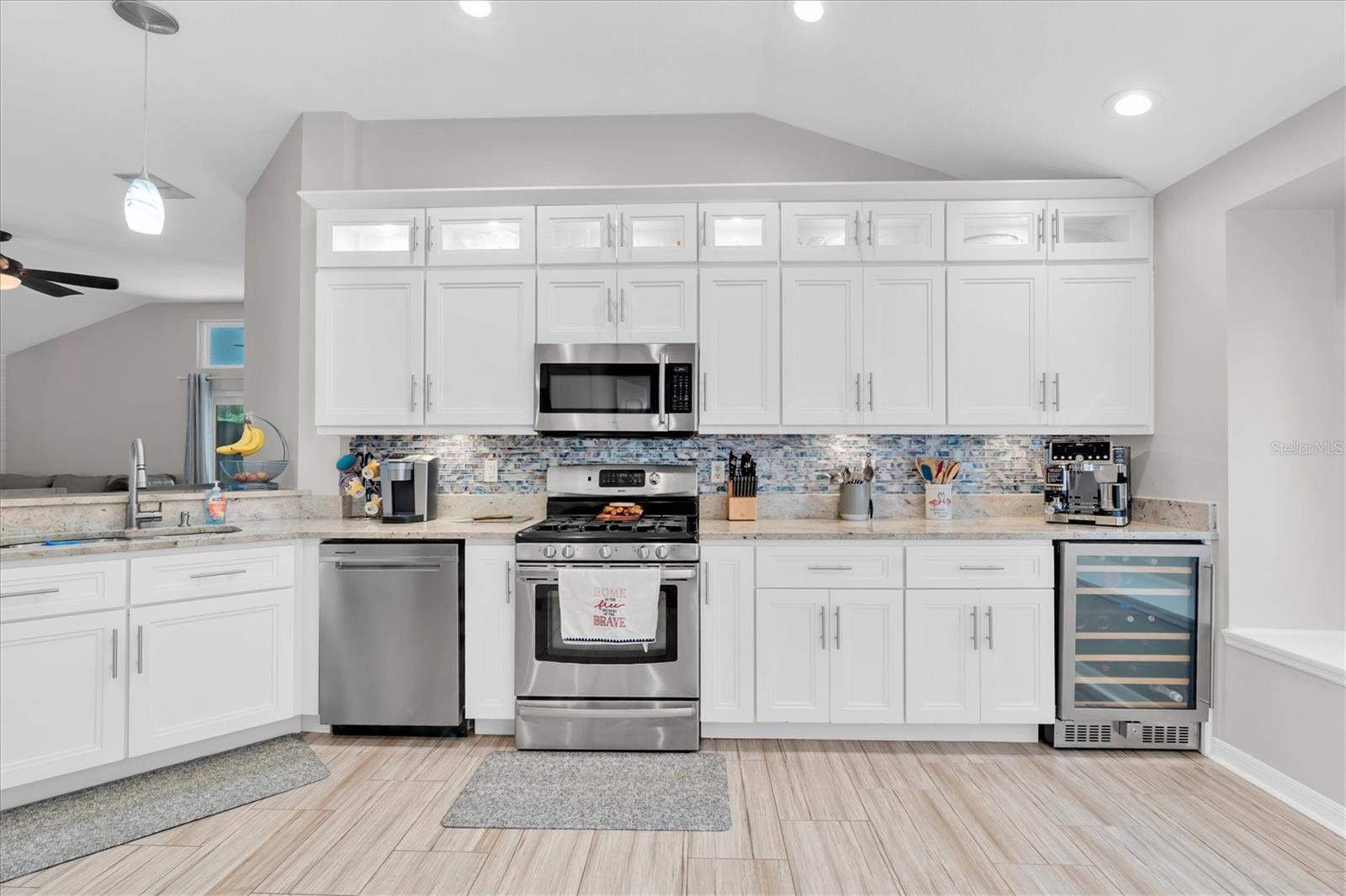 10232 WOODFORD Brg St TAMPA, FL 33626