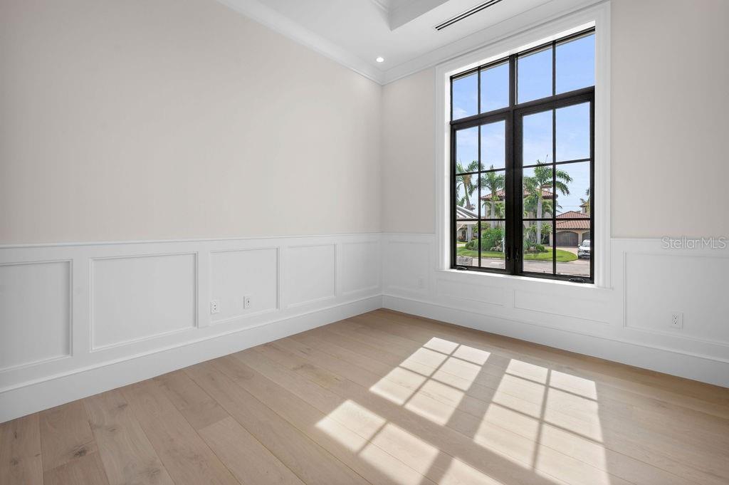 3621 SAN REMO Ter SARASOTA, FL 34239