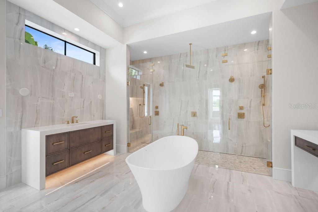 3621 SAN REMO Ter SARASOTA, FL 34239