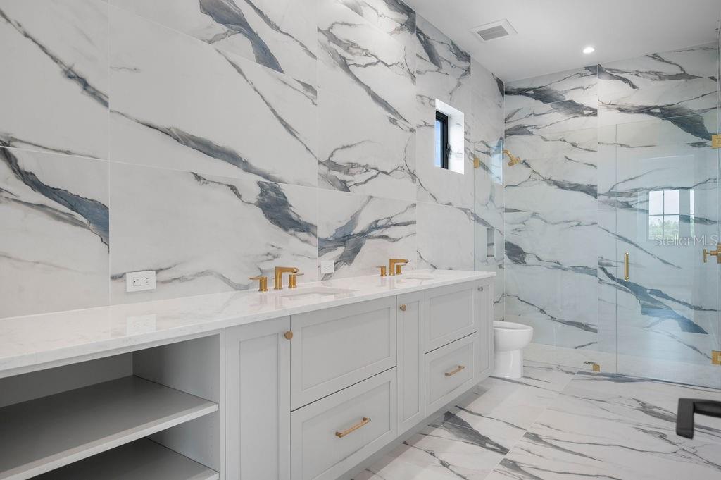 3621 SAN REMO Ter SARASOTA, FL 34239