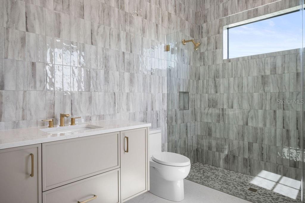 3621 SAN REMO Ter SARASOTA, FL 34239