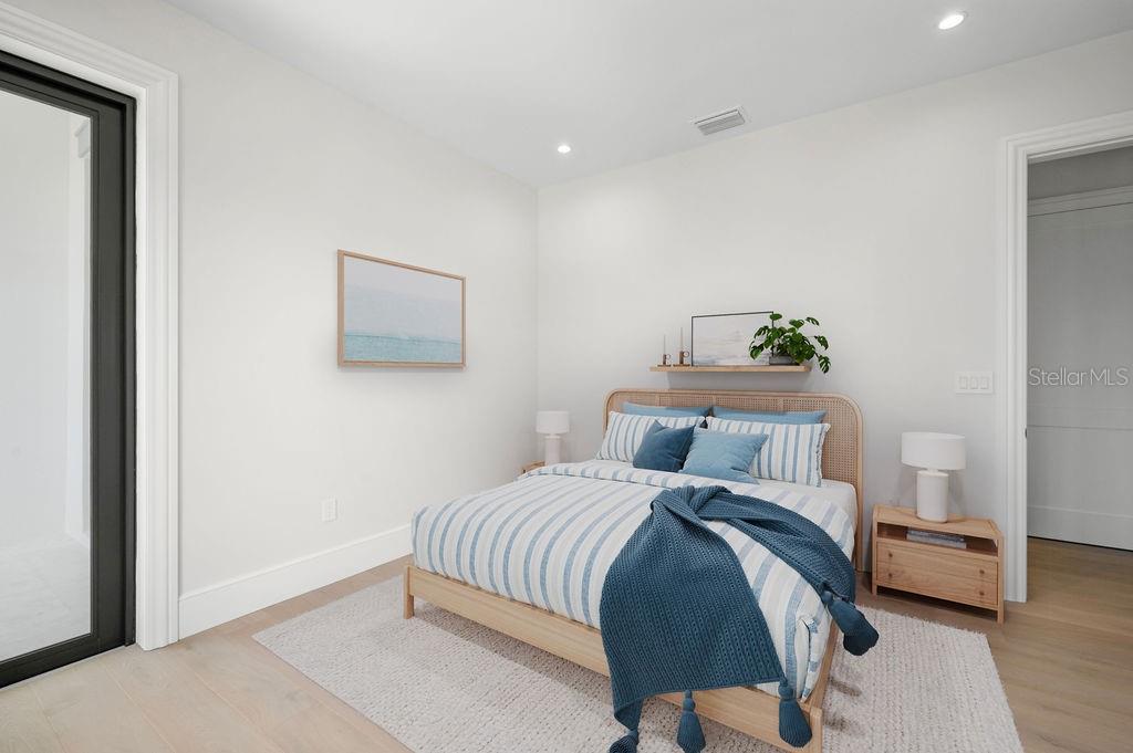 3621 SAN REMO Ter SARASOTA, FL 34239