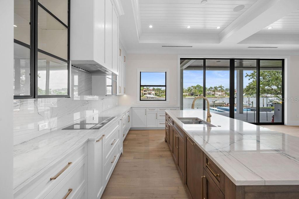 3621 SAN REMO Ter SARASOTA, FL 34239