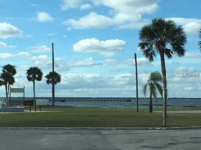 122 JAPONICA Dr INDIAN LAKE ESTATES, FL 33855