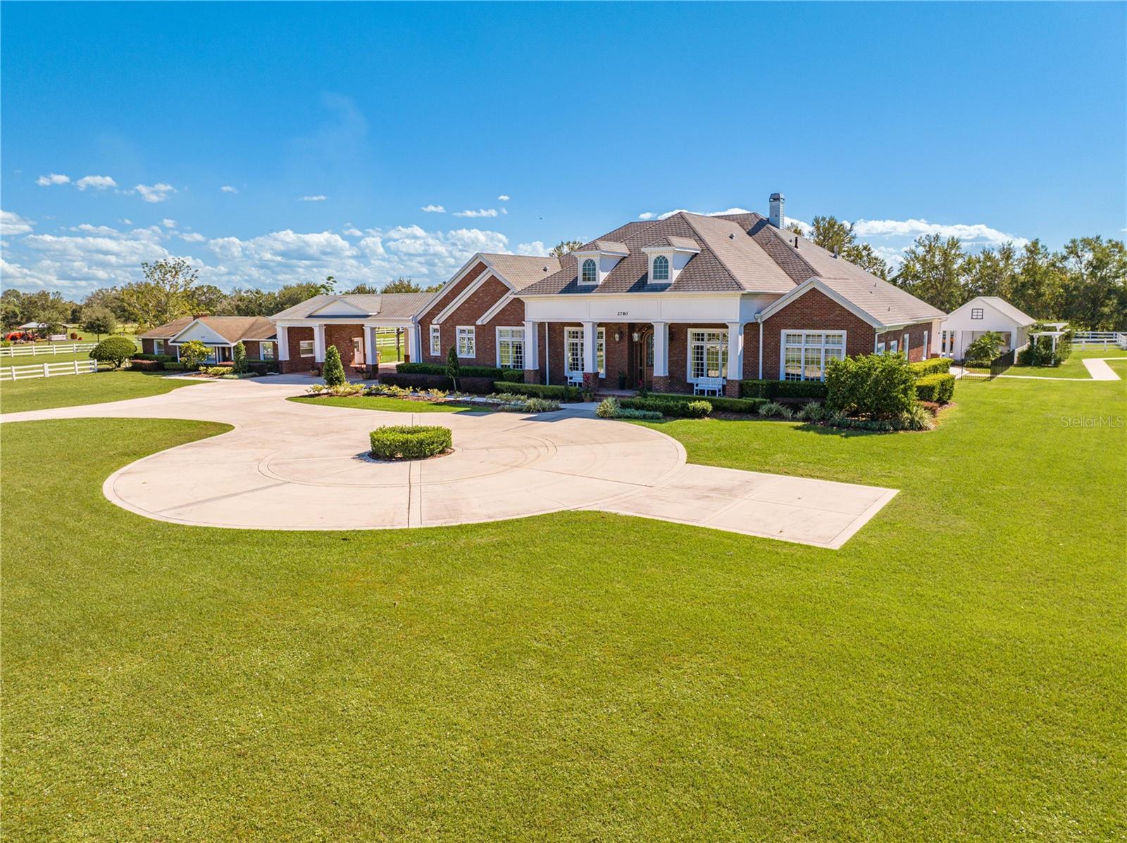 2780 VICKIE Ct