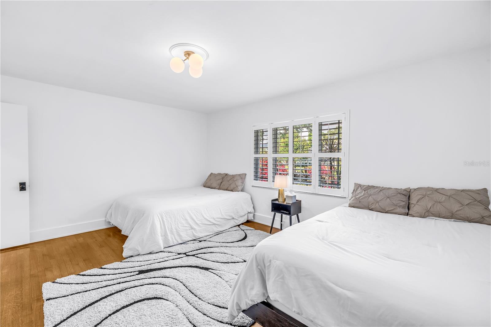 209 BANDERA Way ST PETERSBURG, FL 33704