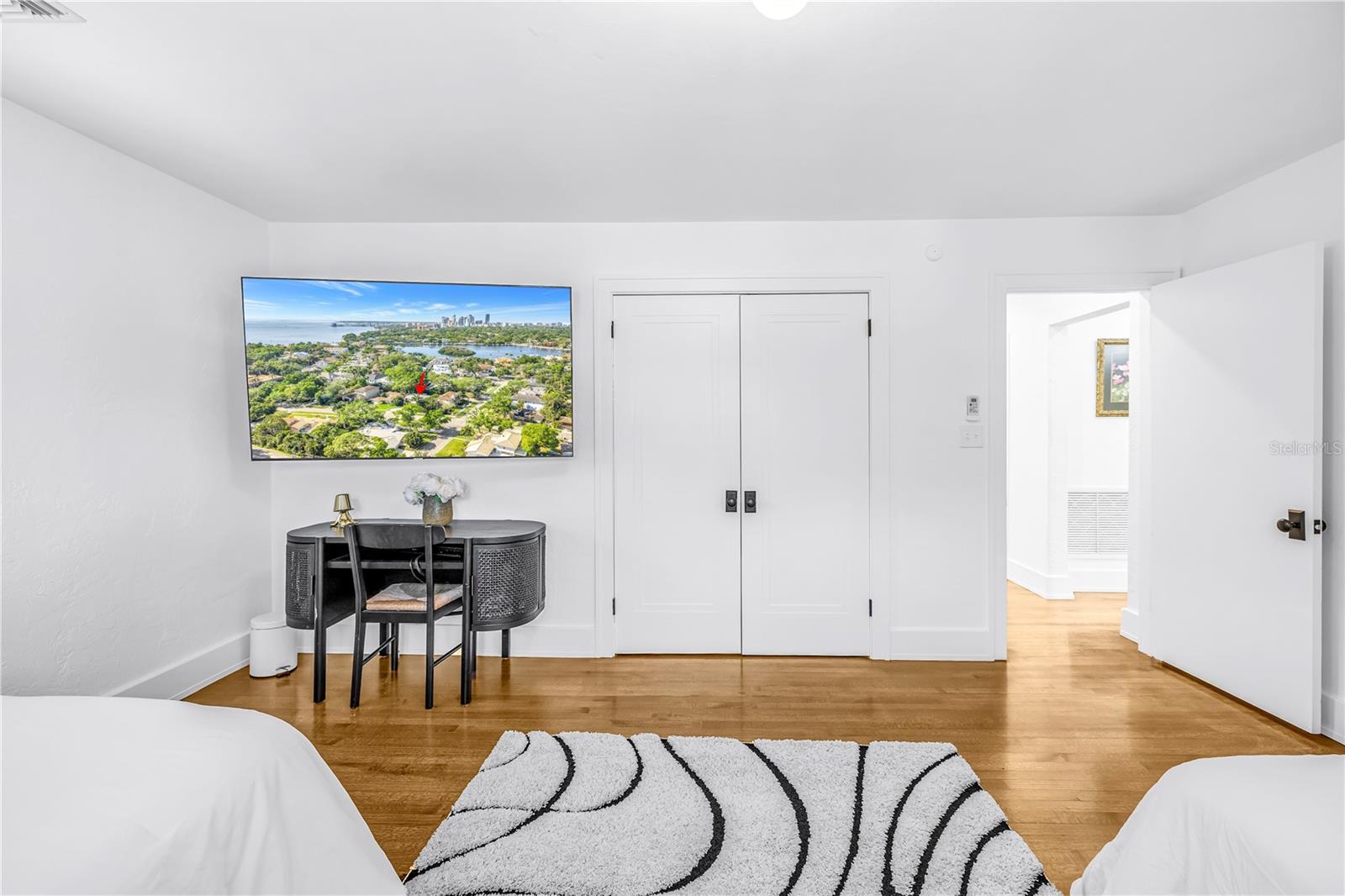 209 BANDERA Way ST PETERSBURG, FL 33704