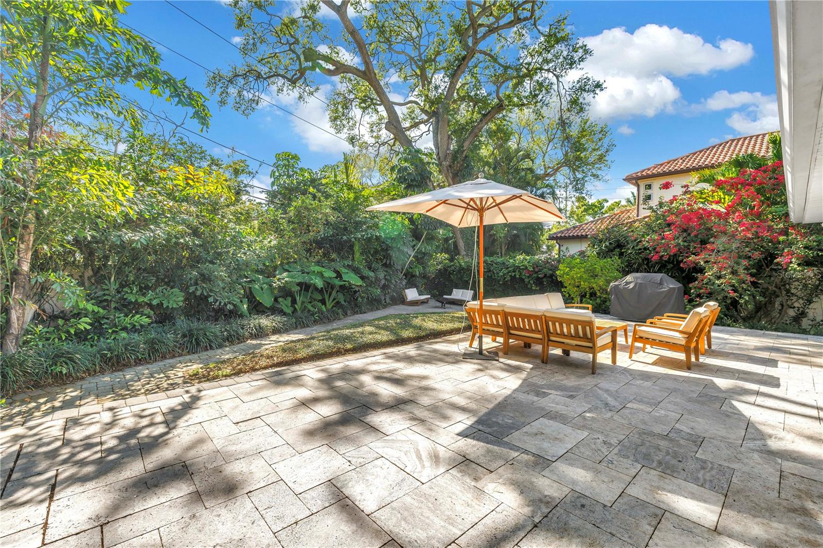 209 BANDERA Way ST PETERSBURG, FL 33704