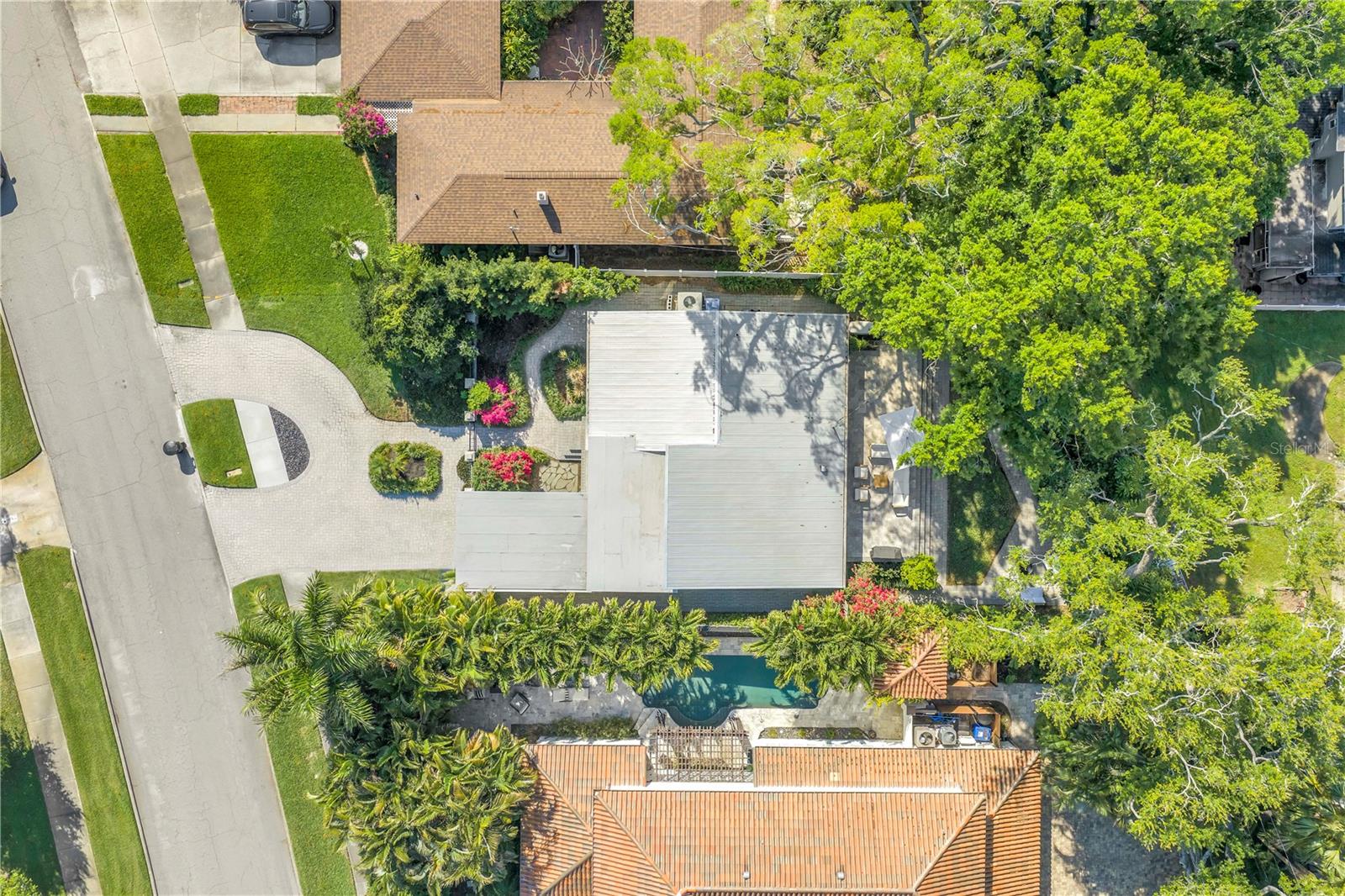 209 BANDERA Way ST PETERSBURG, FL 33704