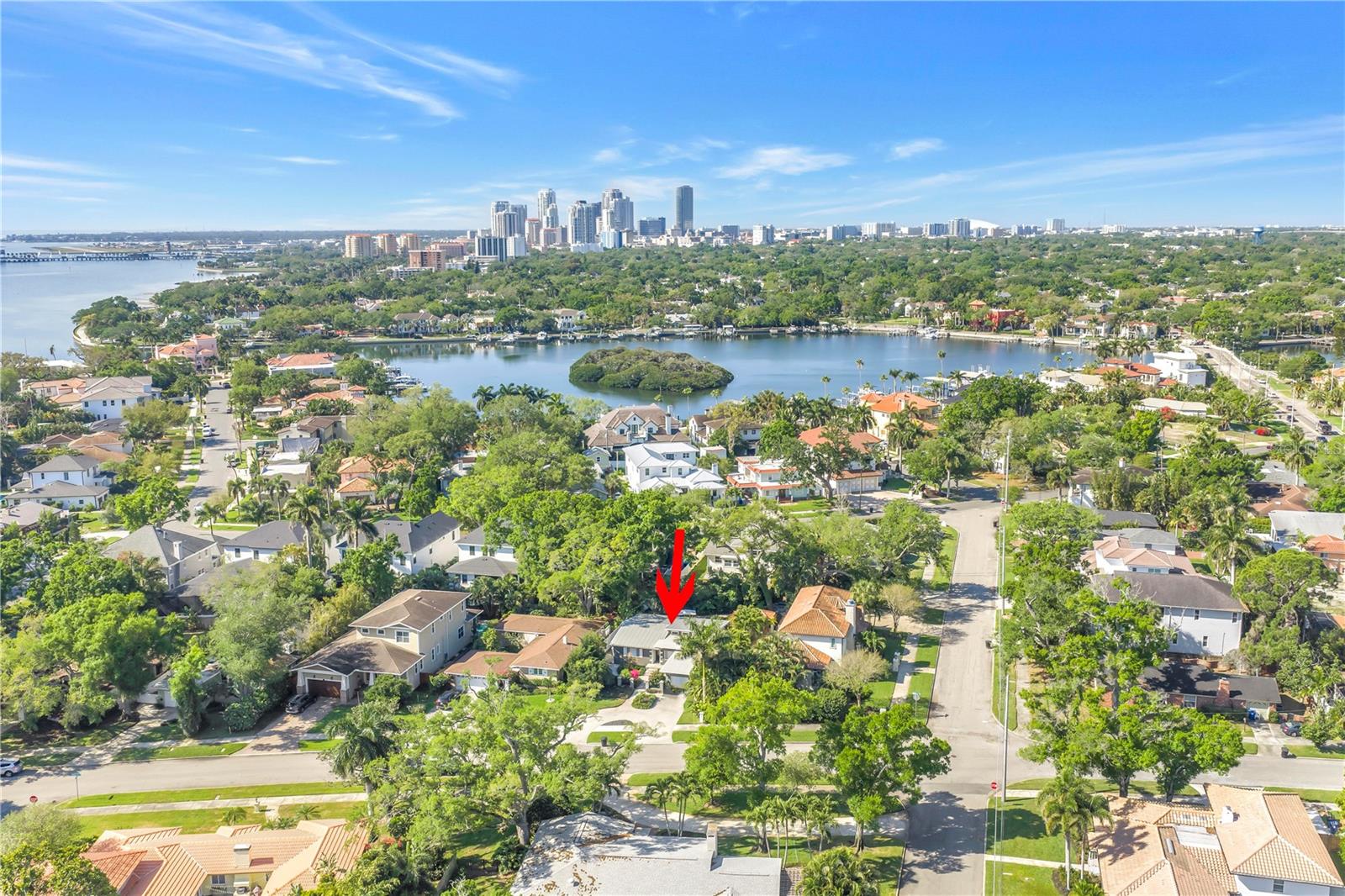 209 BANDERA Way ST PETERSBURG, FL 33704