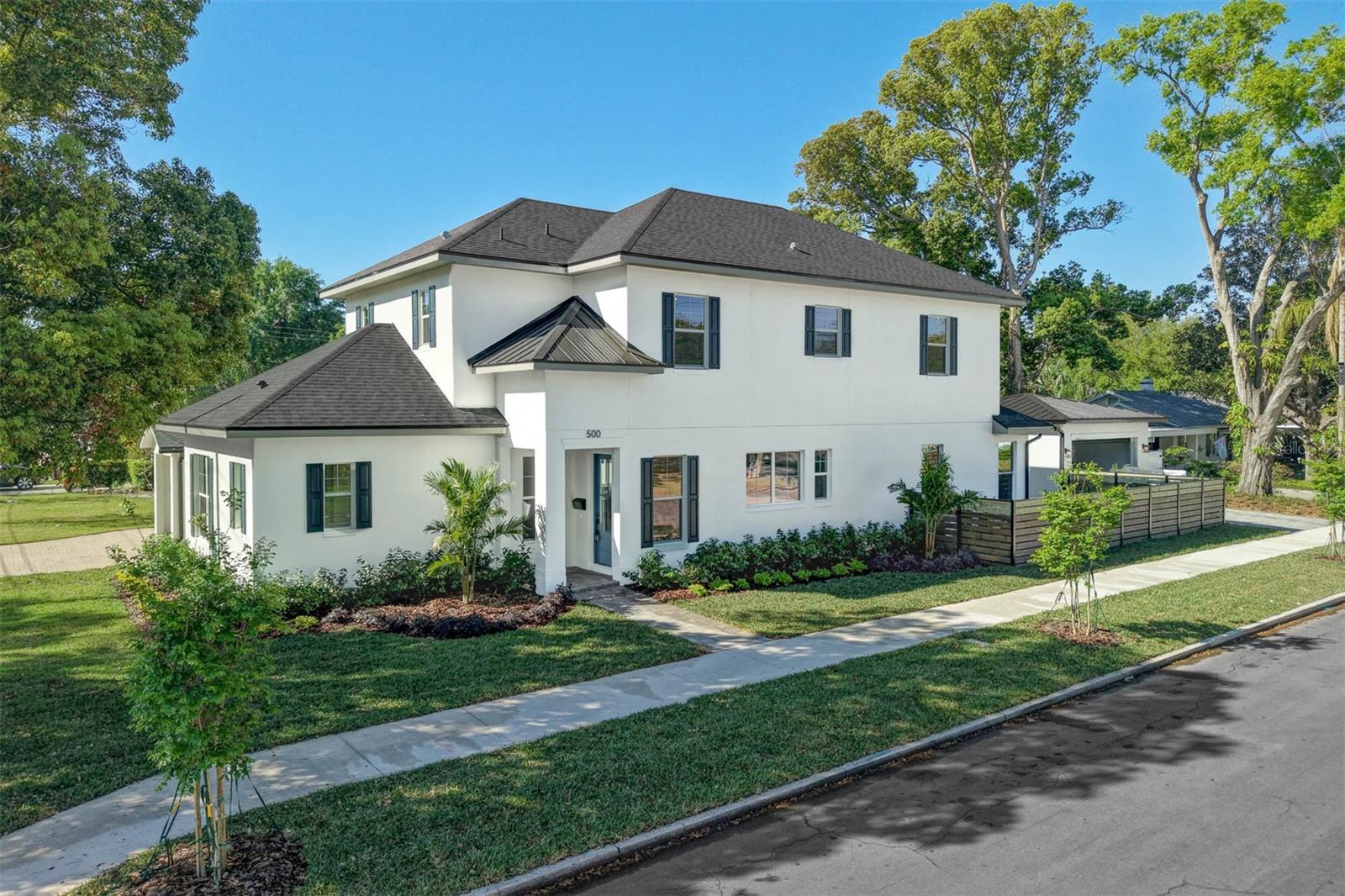 500 W HAZEL St