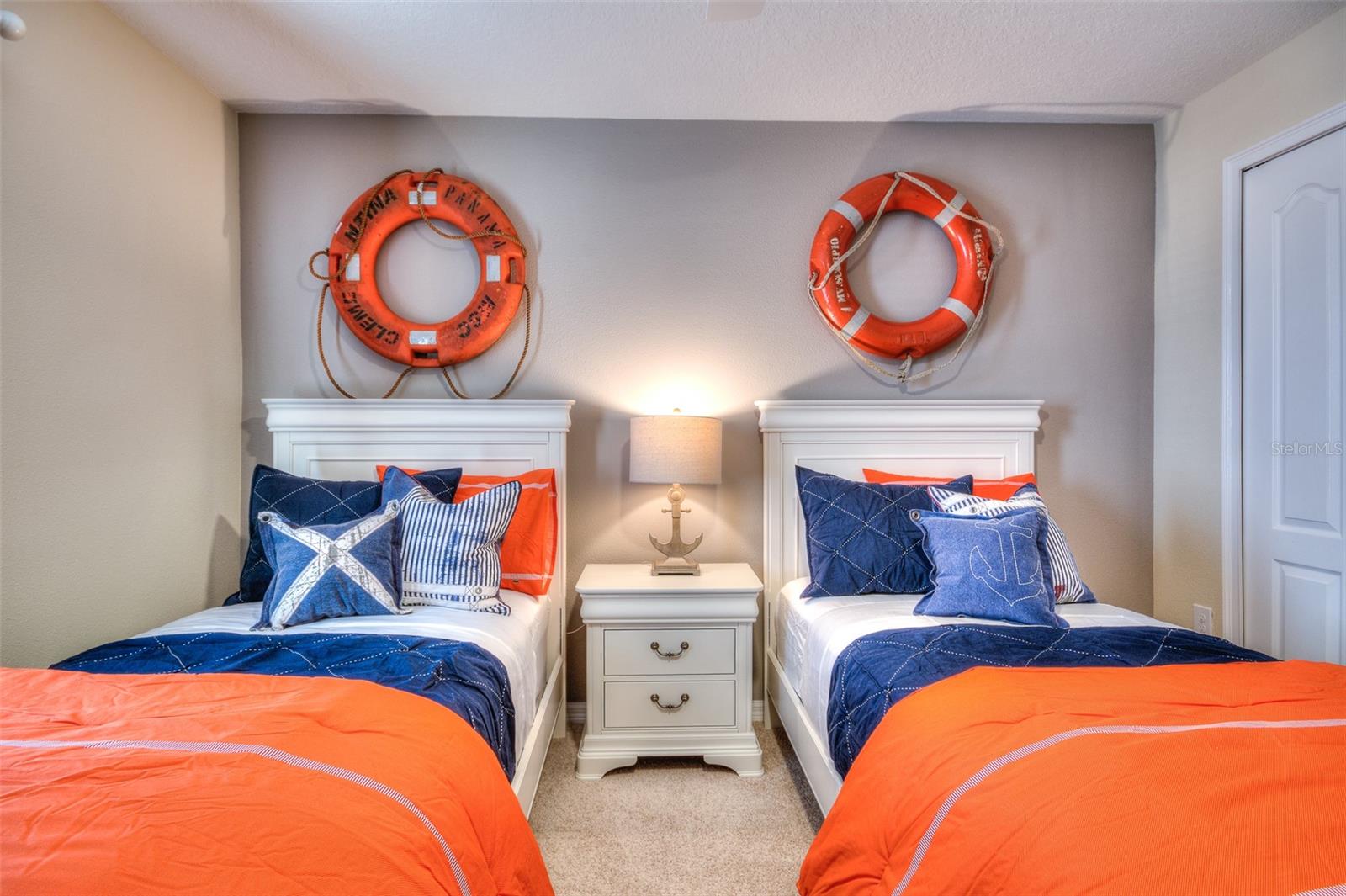 4895 CLOCK TOWER Dr KISSIMMEE, FL 34746