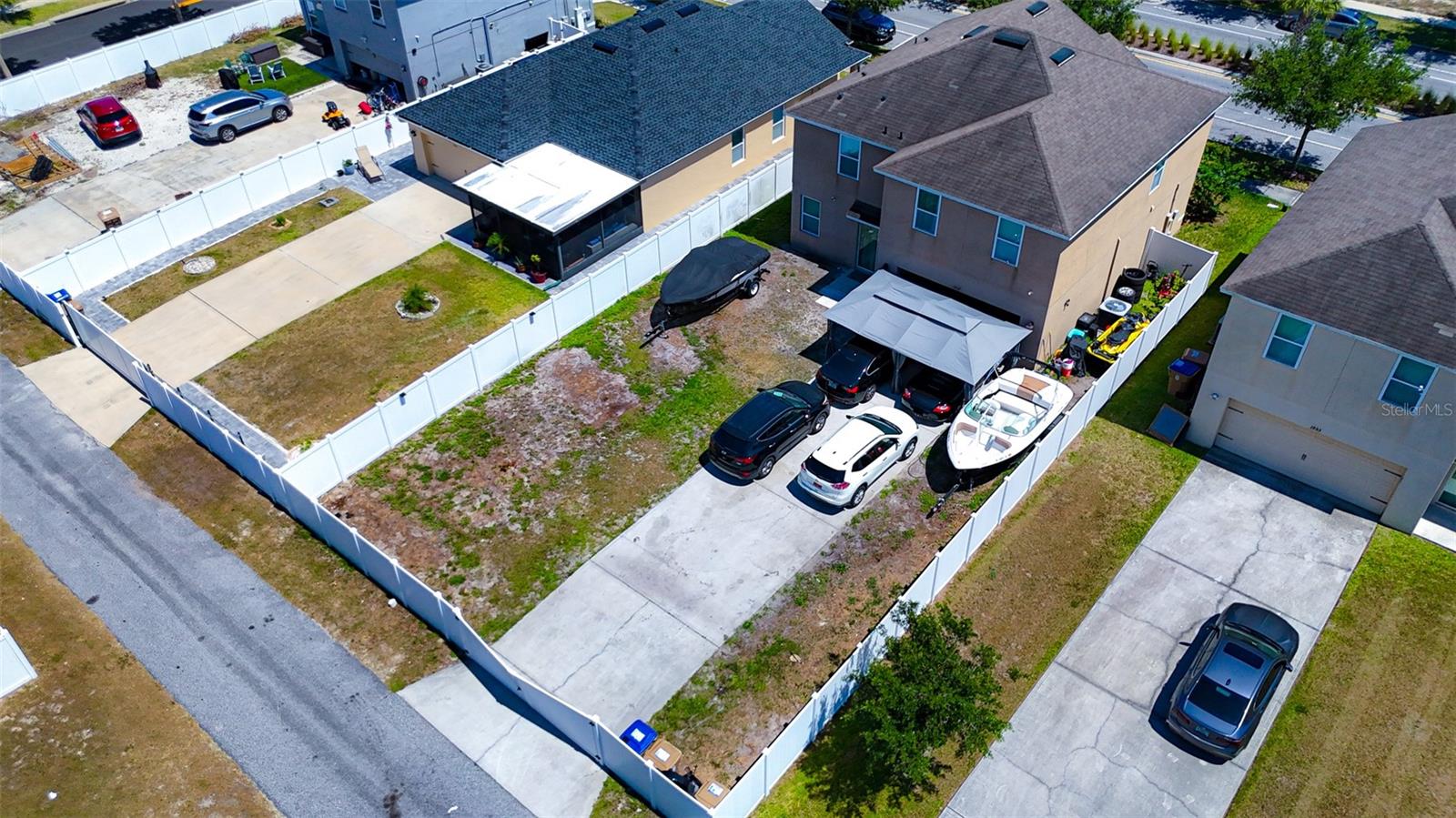 1957 RED Cyn Dr KISSIMMEE, FL 34744