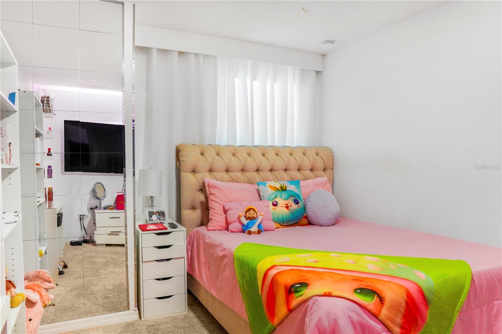 1957 RED Cyn Dr KISSIMMEE, FL 34744