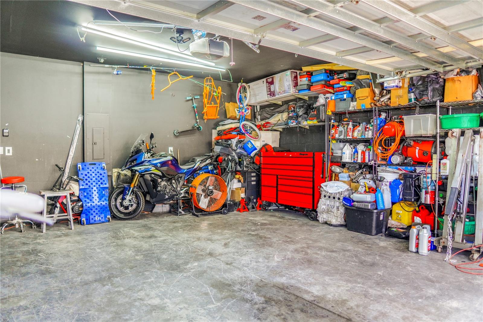 1957 RED Cyn Dr KISSIMMEE, FL 34744