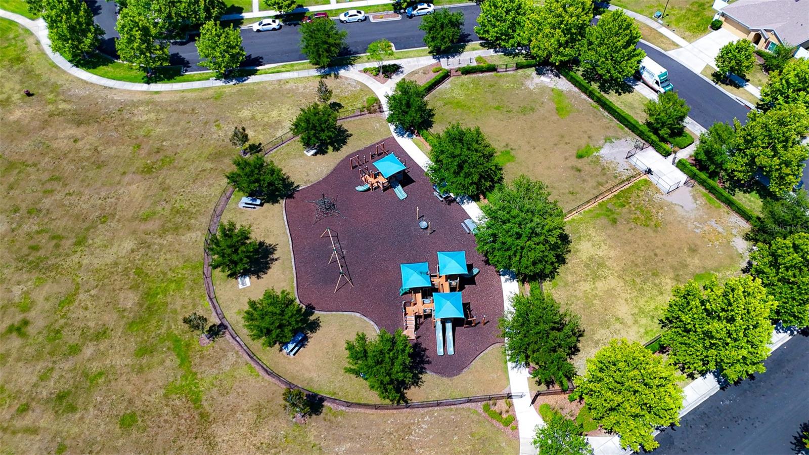 1957 RED Cyn Dr KISSIMMEE, FL 34744