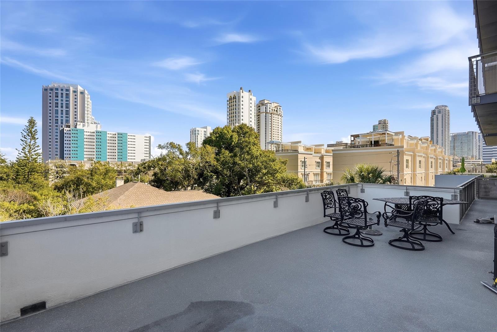 475 2ND St #302 ST PETERSBURG, FL 33701