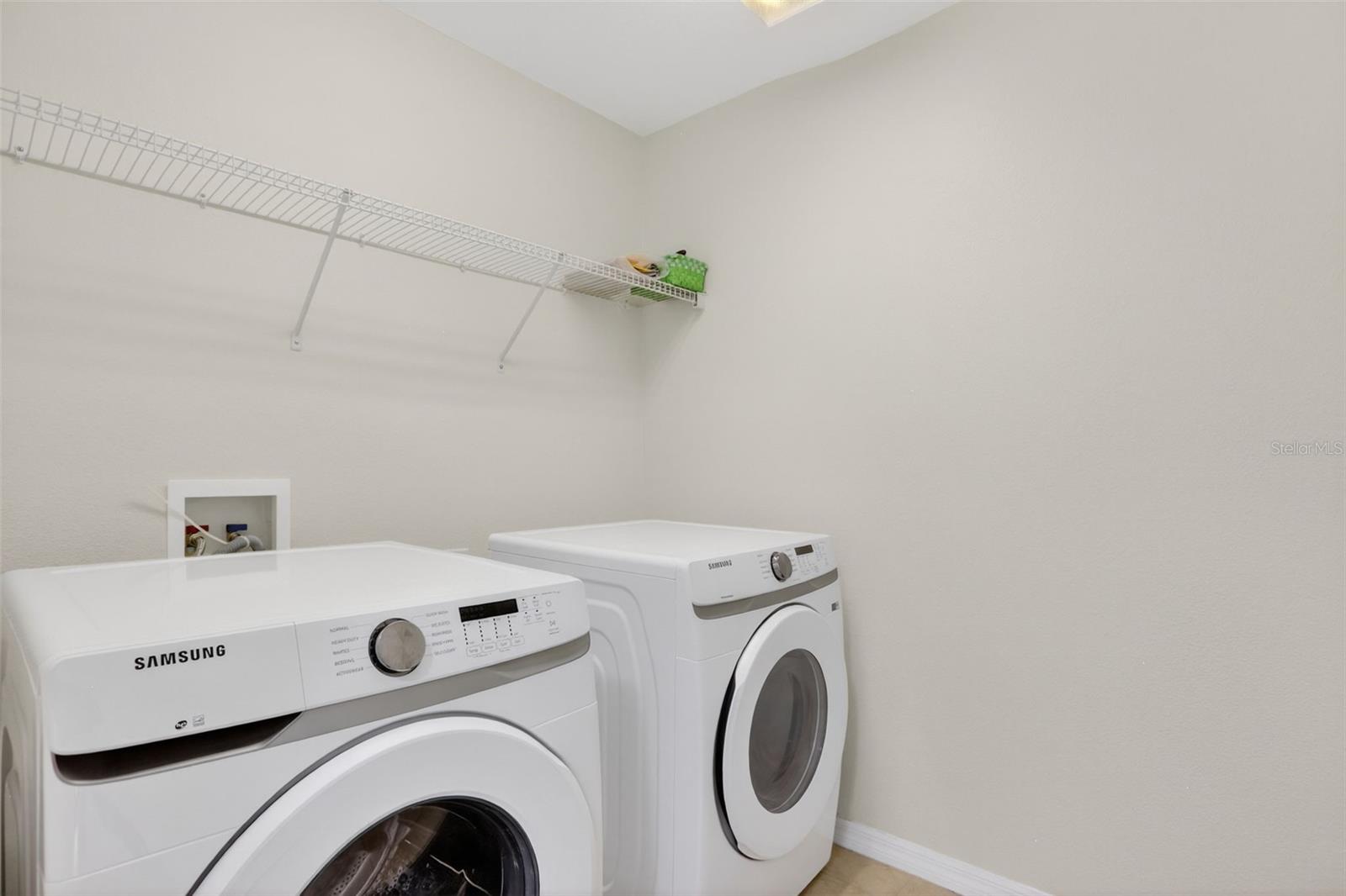 3060 SEAVIEW CASTLE Dr KISSIMMEE, FL 34746