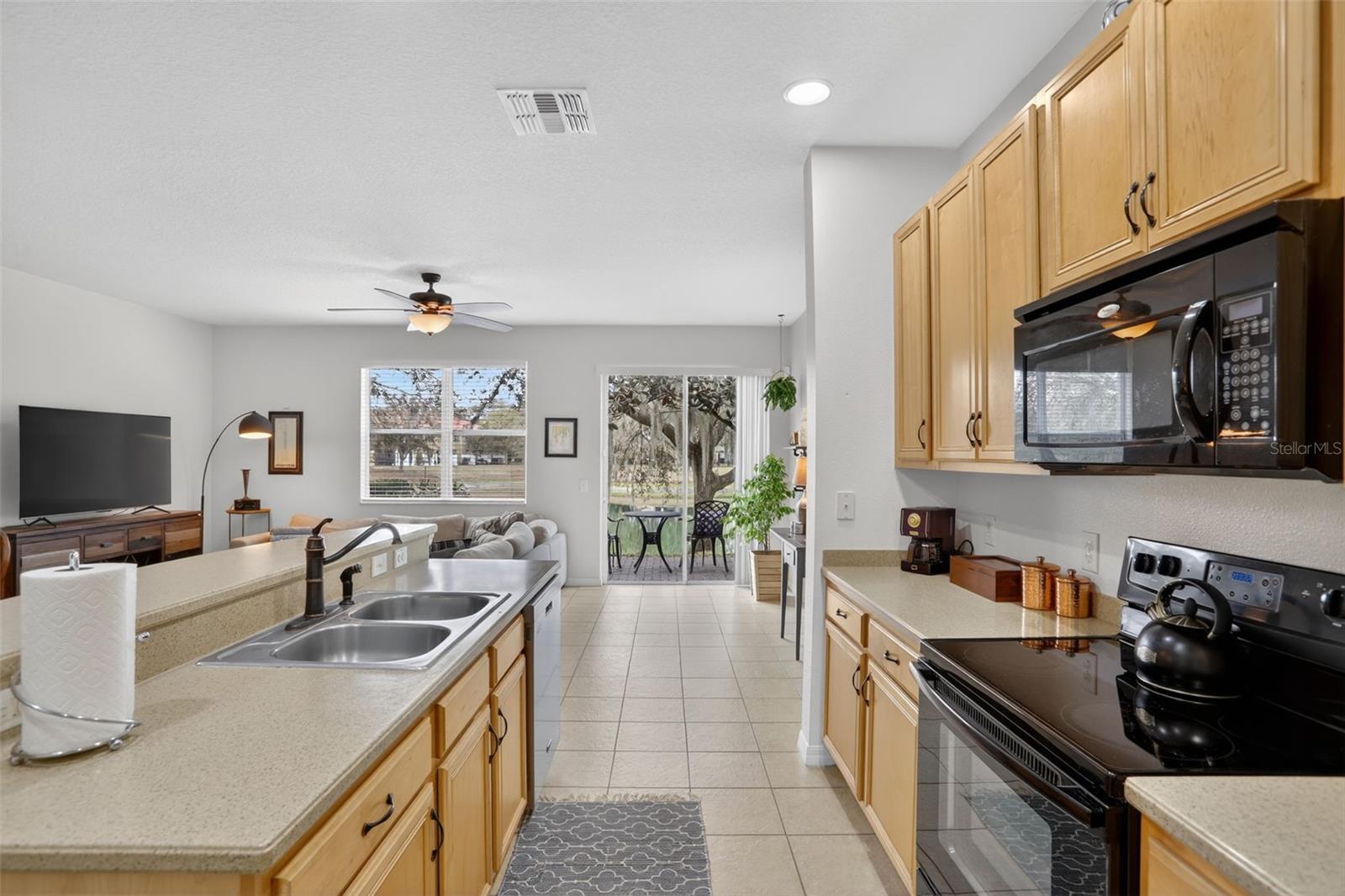 3060 SEAVIEW CASTLE Dr KISSIMMEE, FL 34746